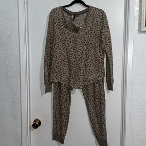 RC 32 Jaclyn Intimates & Sleepwear Jaclyn Intimates Ladies Lounge Set Size L